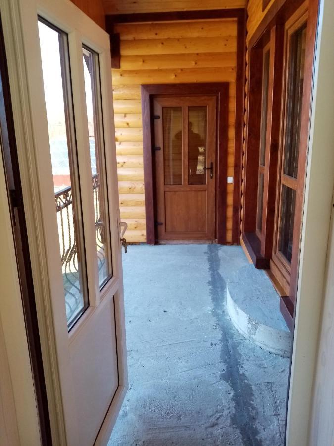 Садиба Федорчуків Гірська Хатина Šešory Exteriér fotografie